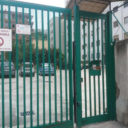 B&B Italia Napoli Εξωτερικό φωτογραφία