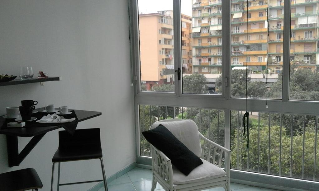 B&B Italia Napoli Εξωτερικό φωτογραφία